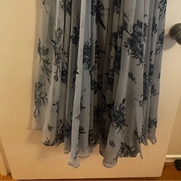 Marchesa Notte • Blue & Silver Floral Maxi Dress with open back • size 6 - Picture 11 of 16